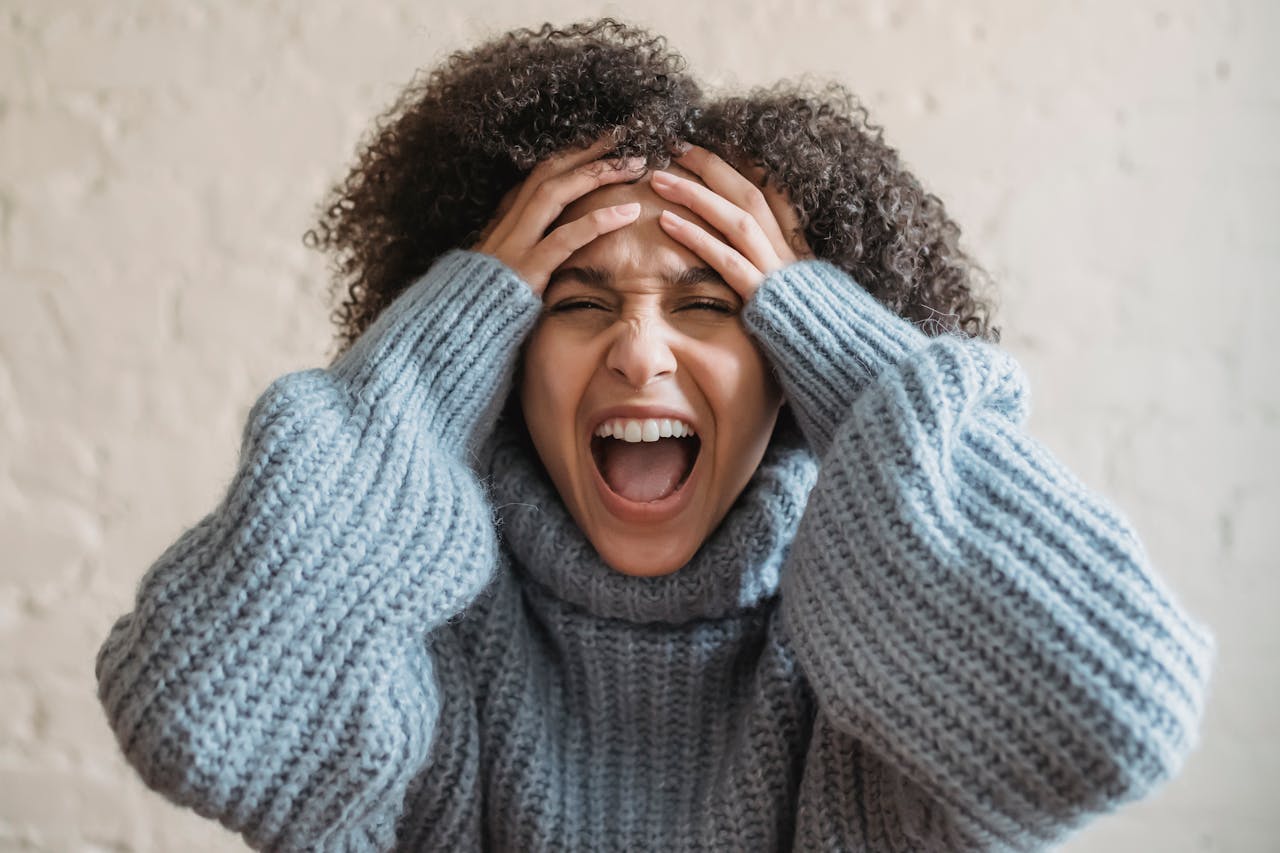 Femme émotions stress rentrée